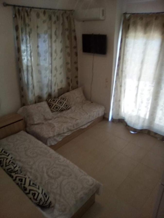 Ζωη Στο Κυμα- Life On The Wave Vila Néos Marmarás Exterior foto